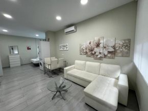 Garden City Loft 2